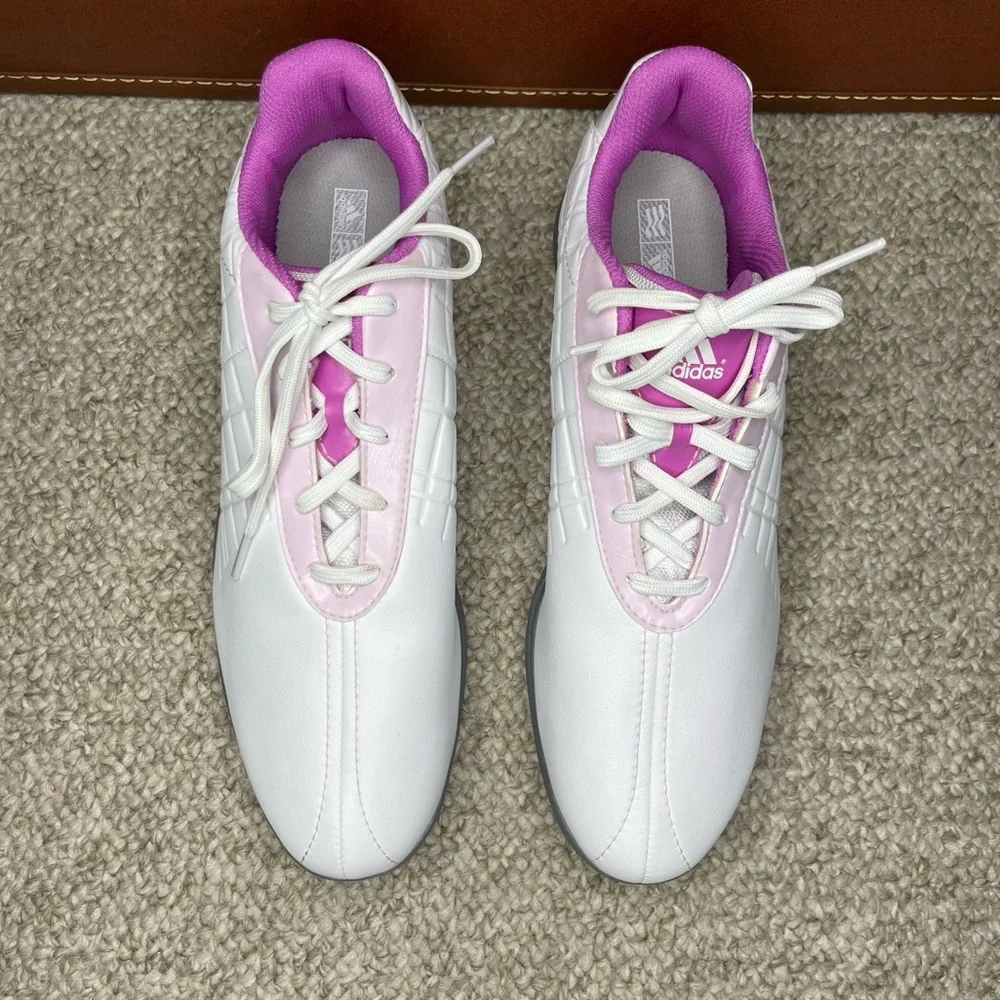 NWOT Adidas golf shoes